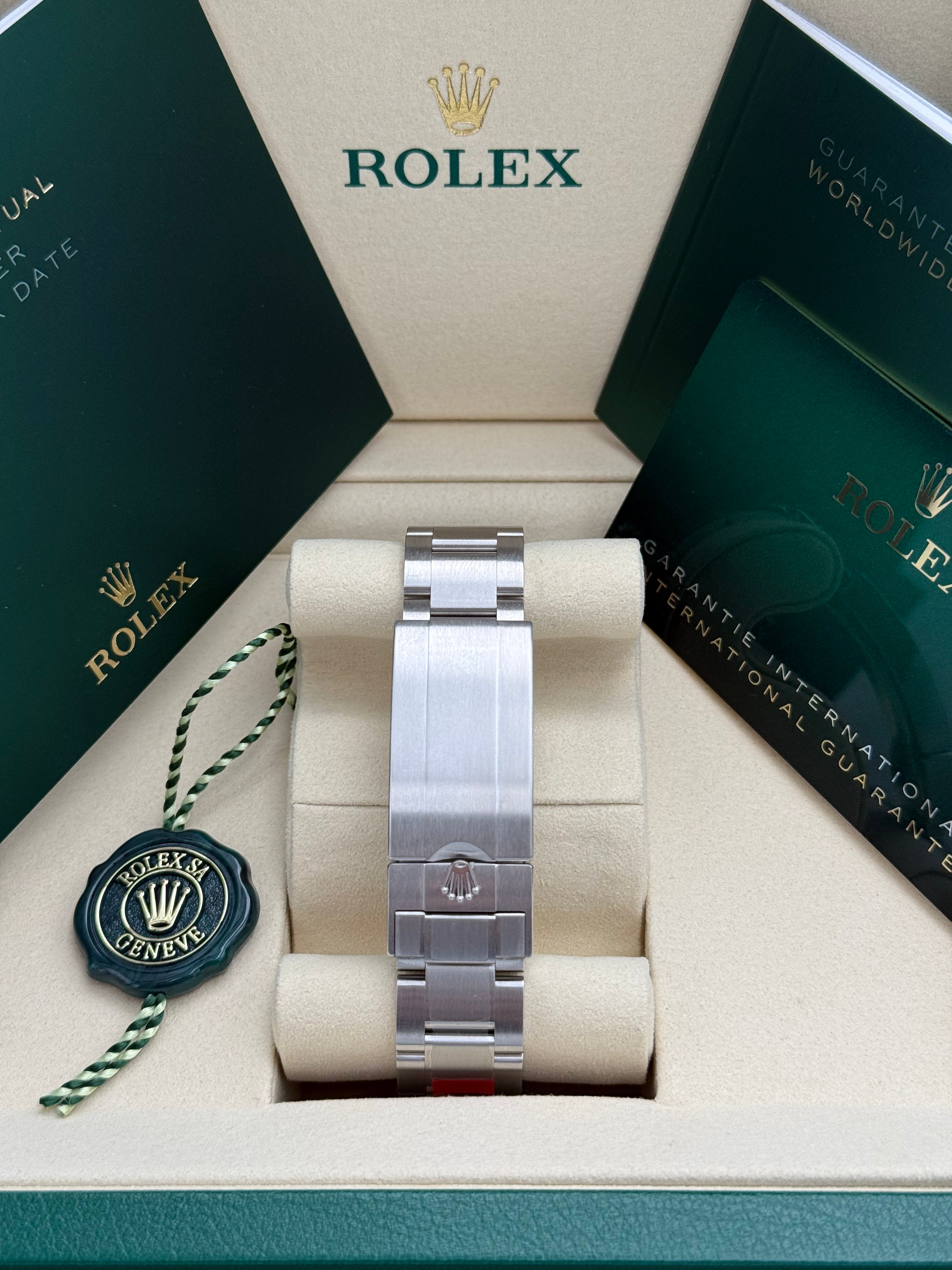 Rolex Submariner Date