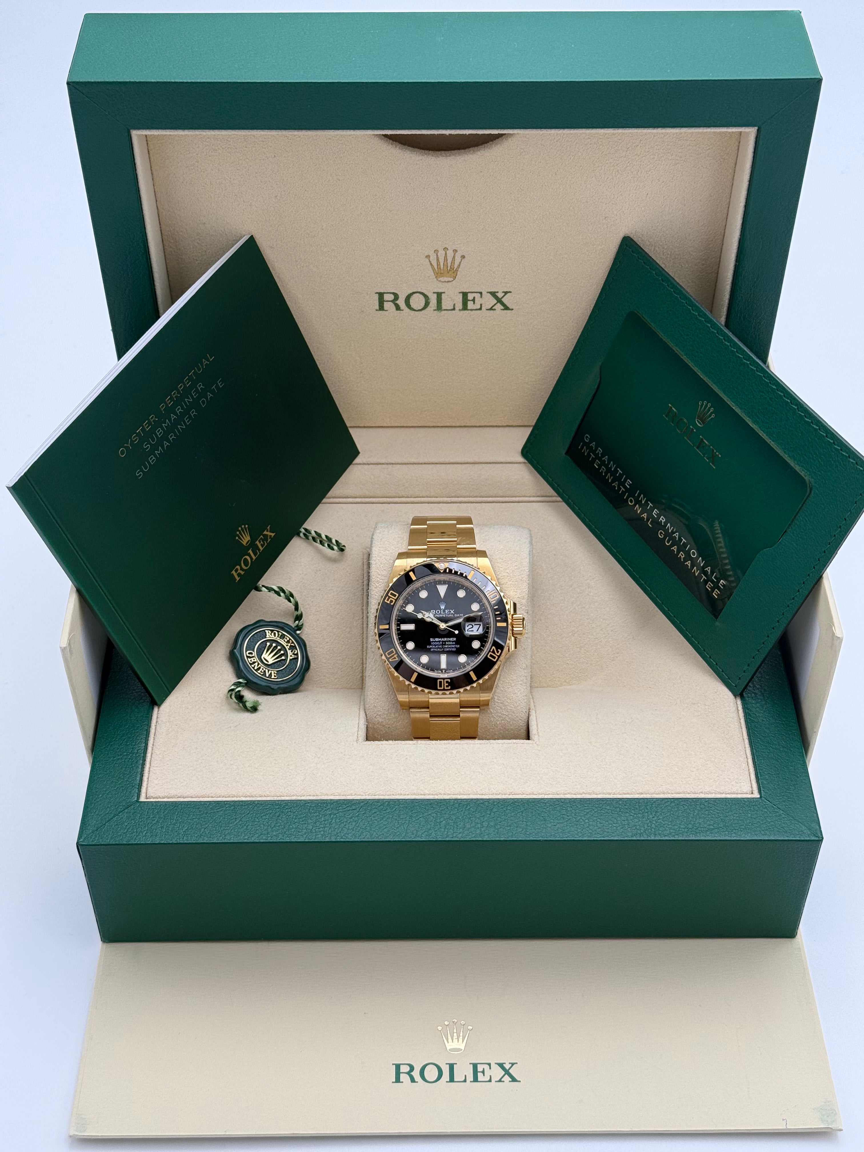 Rolex Submariner Date