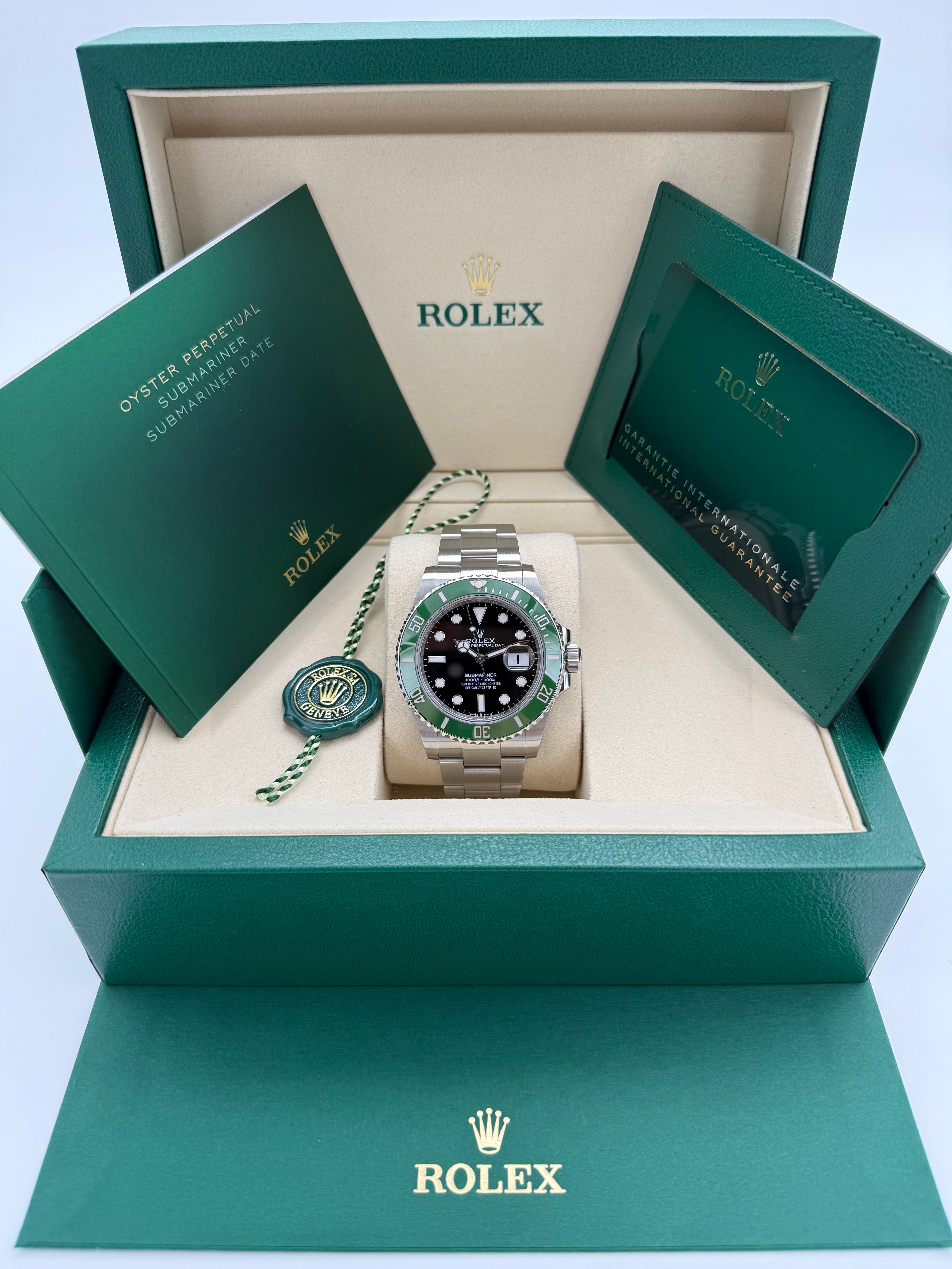 Rolex Submariner Date