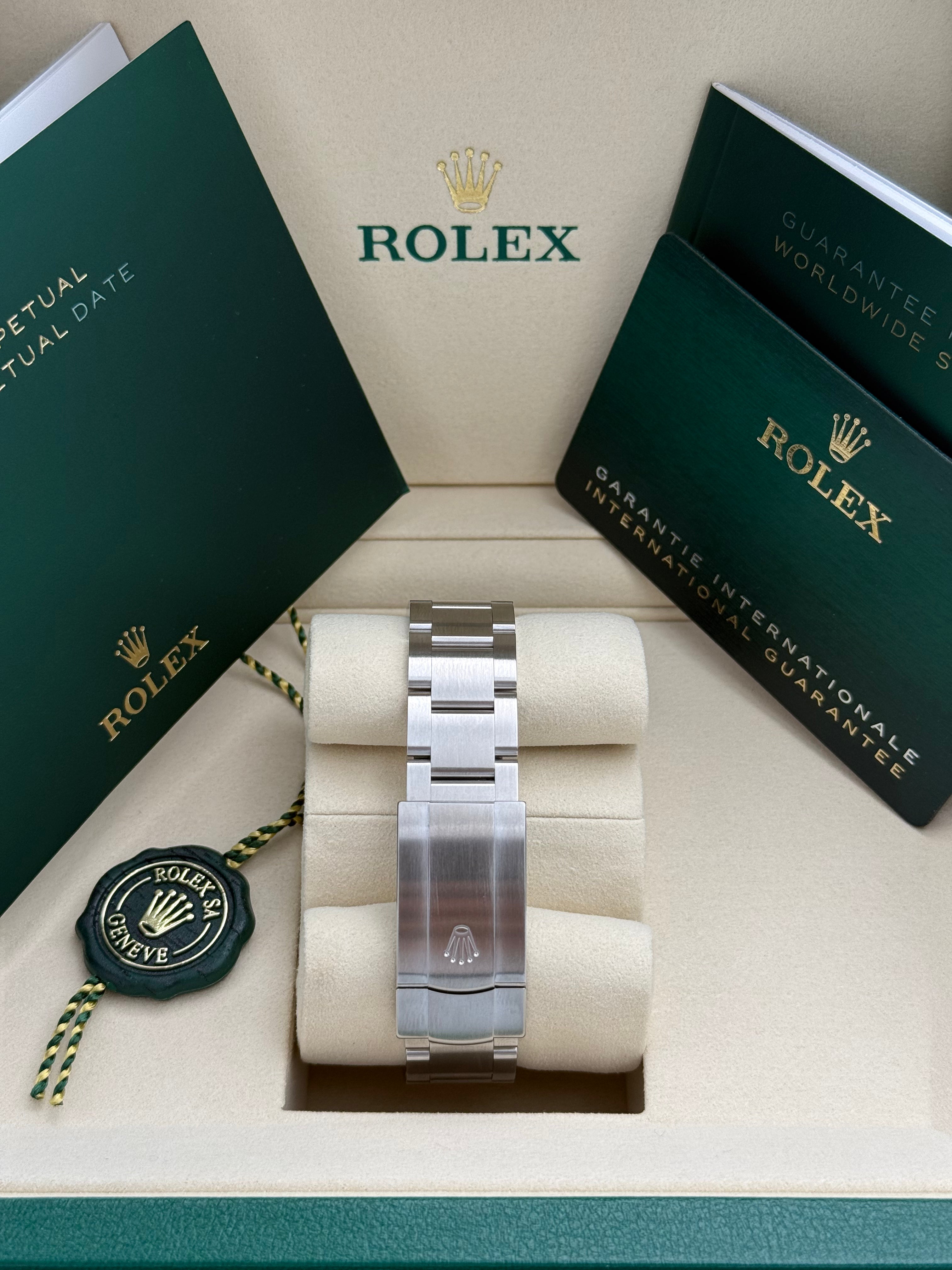 Rolex Oyster Perpetual 36