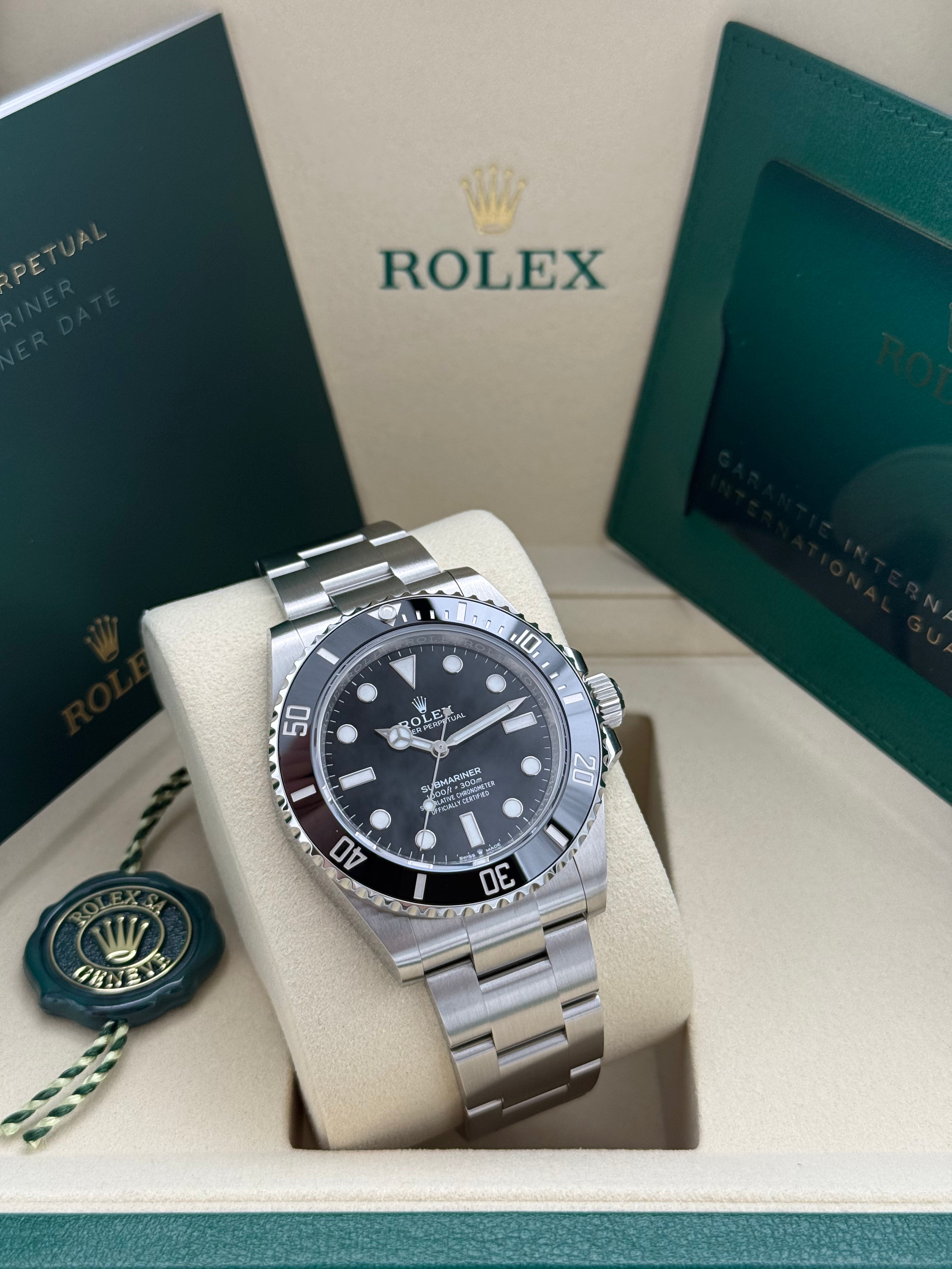 Rolex Submariner – Ref. 124060 | Schwarzes Zifferblatt | Oyster-Band