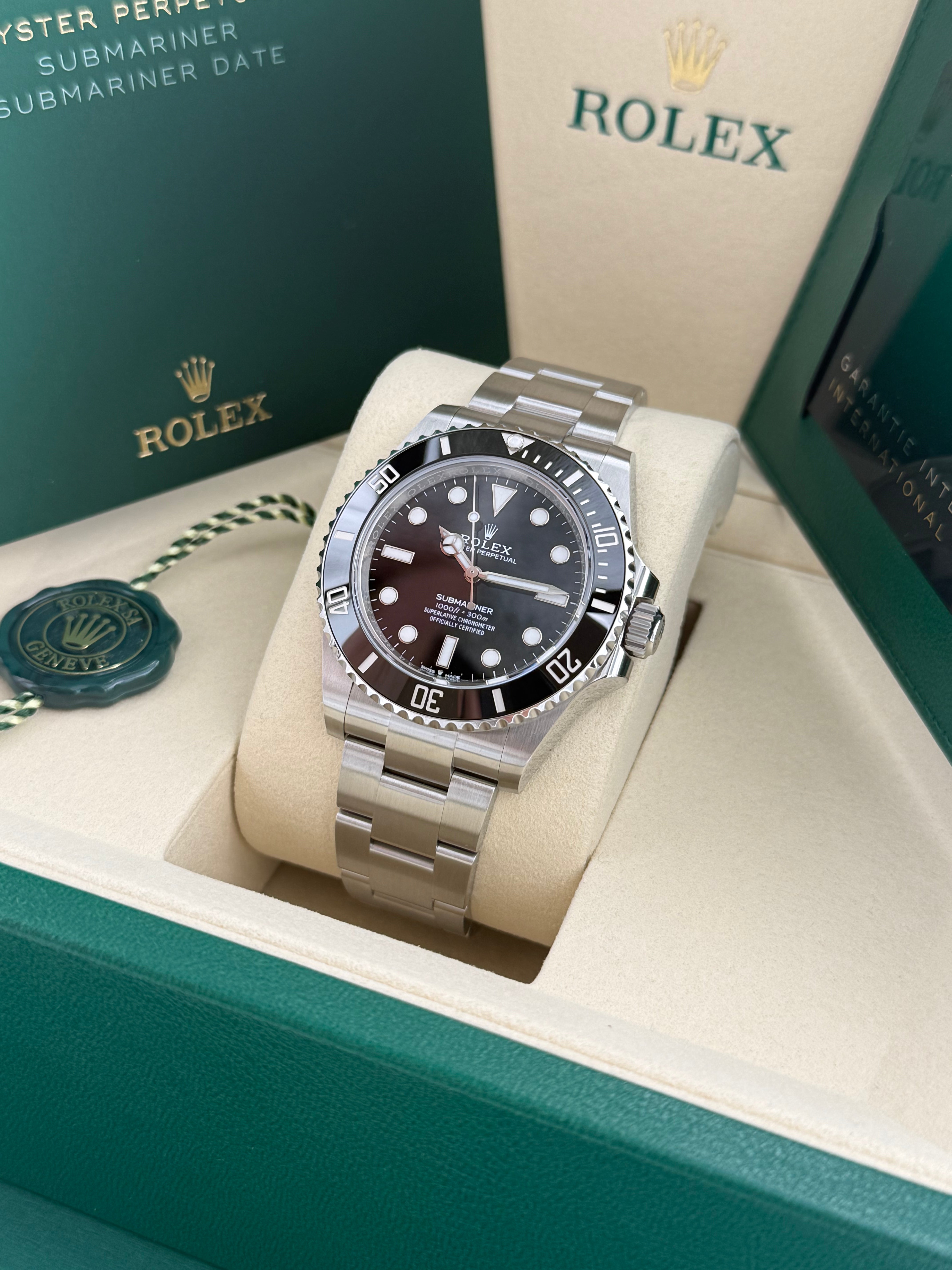 Rolex Submariner – Ref. 124060 | Schwarzes Zifferblatt | Oyster-Band