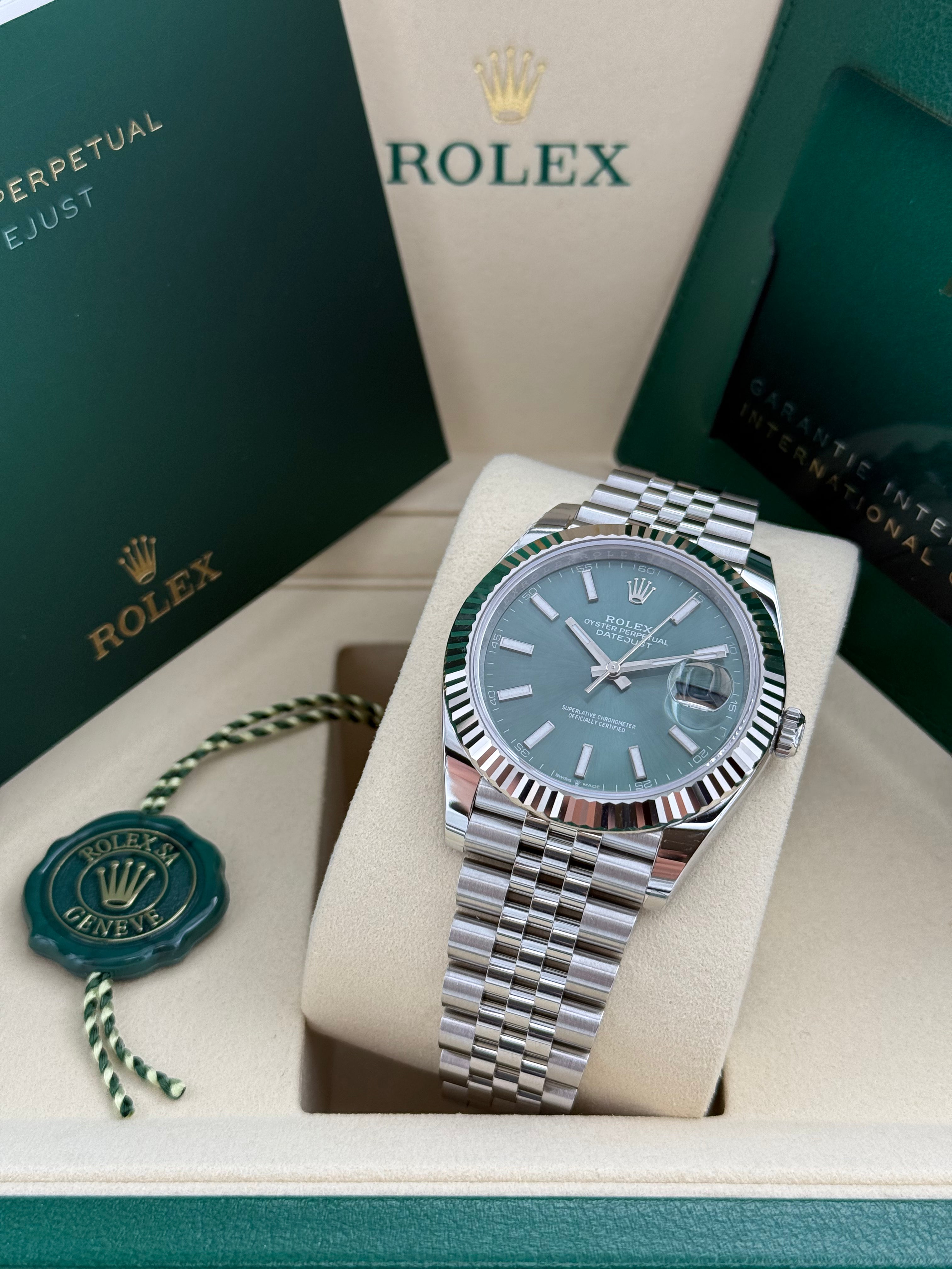 Rolex Datejust 41 – Ref. 126334 | Mintgrünes Zifferblatt | Jubilee-Band